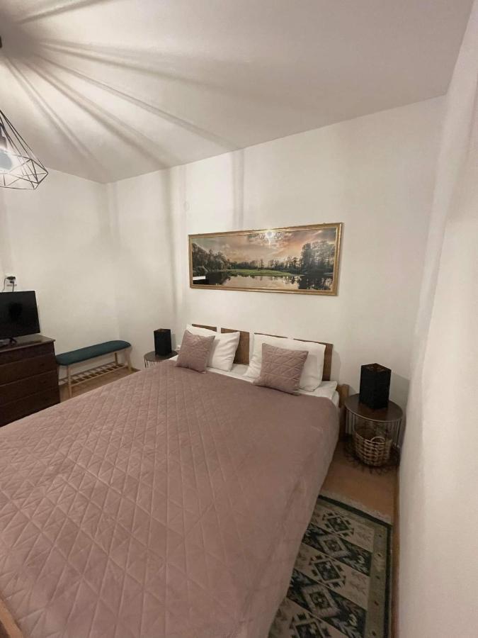 Cm Studio Apartment ซิวิโชอารา ภายนอก รูปภาพ